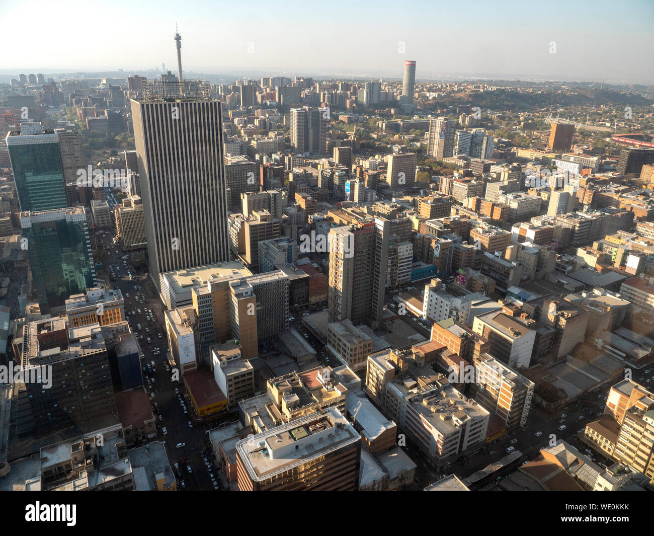 Angolo di alta vista sulla città di Johannesburg Centro, Sud Africa Foto Stock