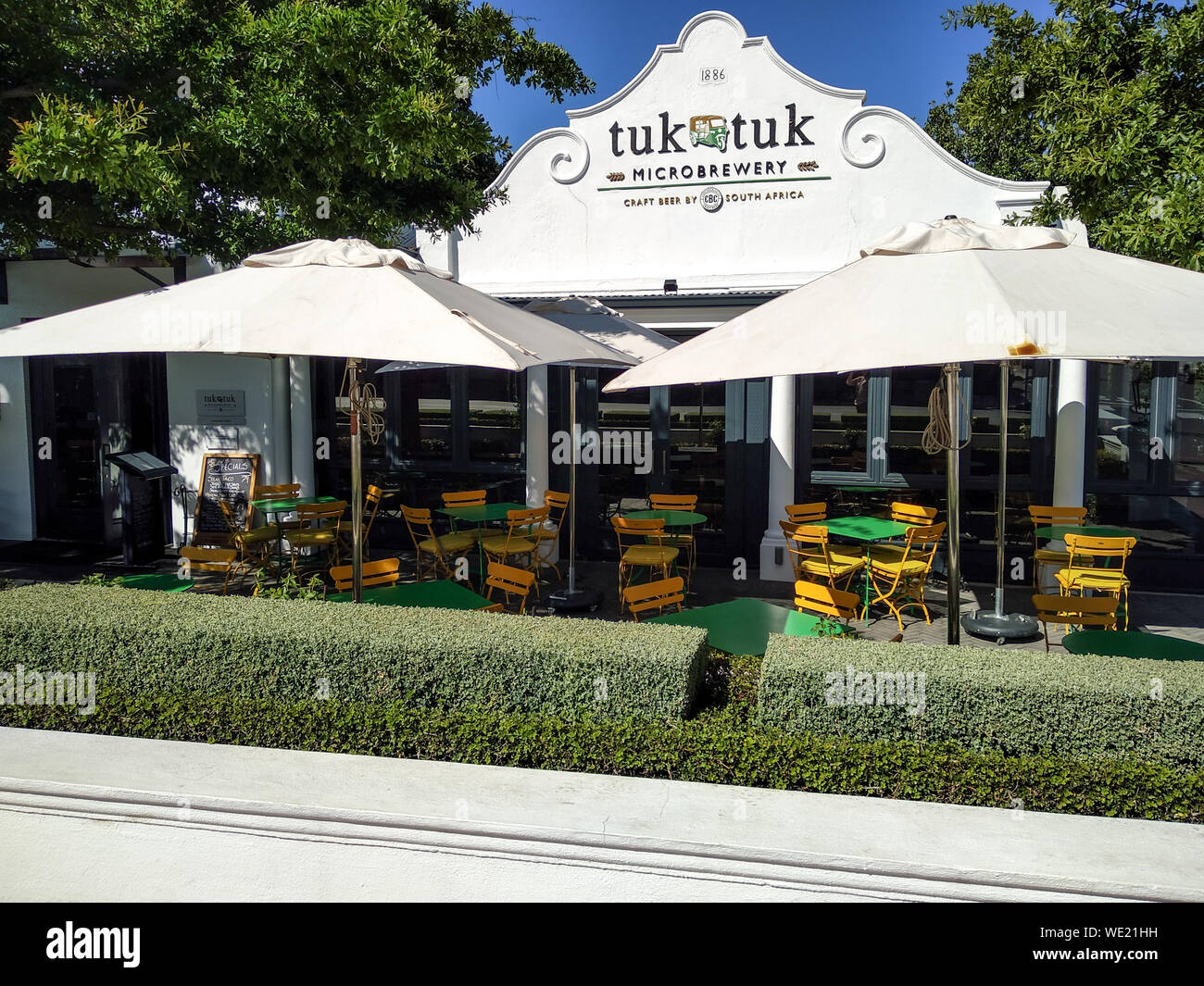 FRANSCHHOEK, Western Cape, Sud Africa - 17 dicembre 2018: Immagine di Tuk Tuk microbirreria ristorante di Huguenot avenue Franschhoek Foto Stock