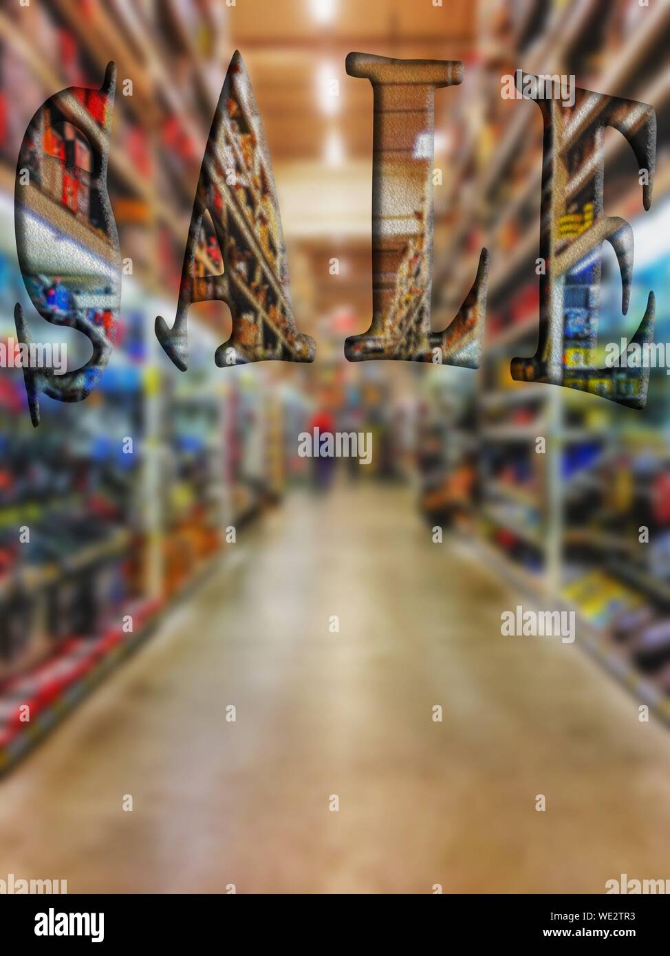 Shop store, immagine sfocata, stair parti, astratta, utilizzo di sfondo, scaffali del supermercato, interno Foto Stock