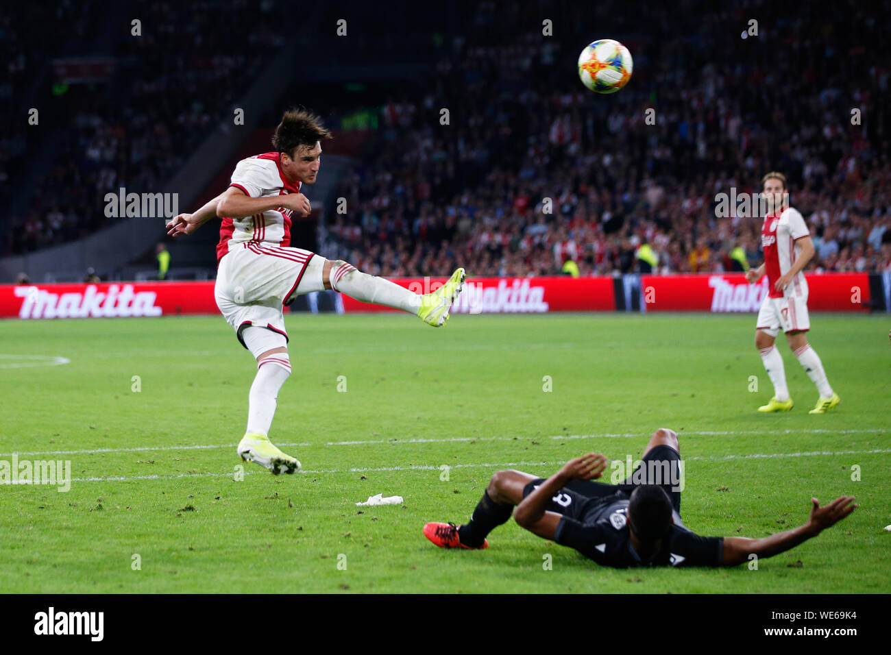 13 agosto 2019 Amsterdam, Paesi Bassi Soccer Champions League Ajax v PAOK Salonicco 13-08-2019: Voetbal: AJAX v PAOK Salonicco: Amsterdam Nico Tagliafico 2-1 Foto Stock