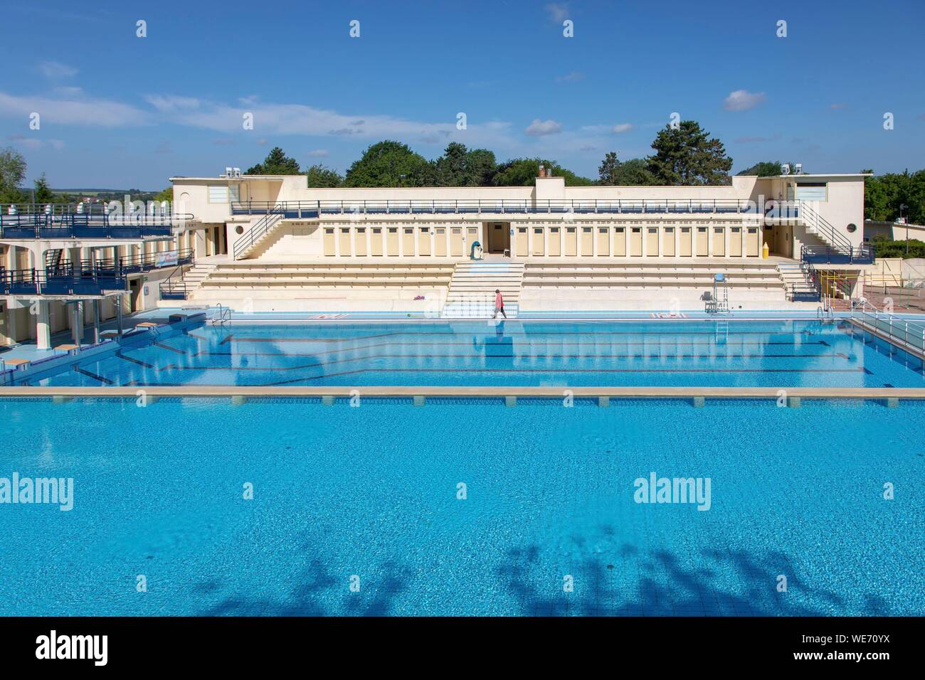 Francia, Pas de Calais, Bruay la Buissiere, Salengro piscina in stile art deco Foto Stock