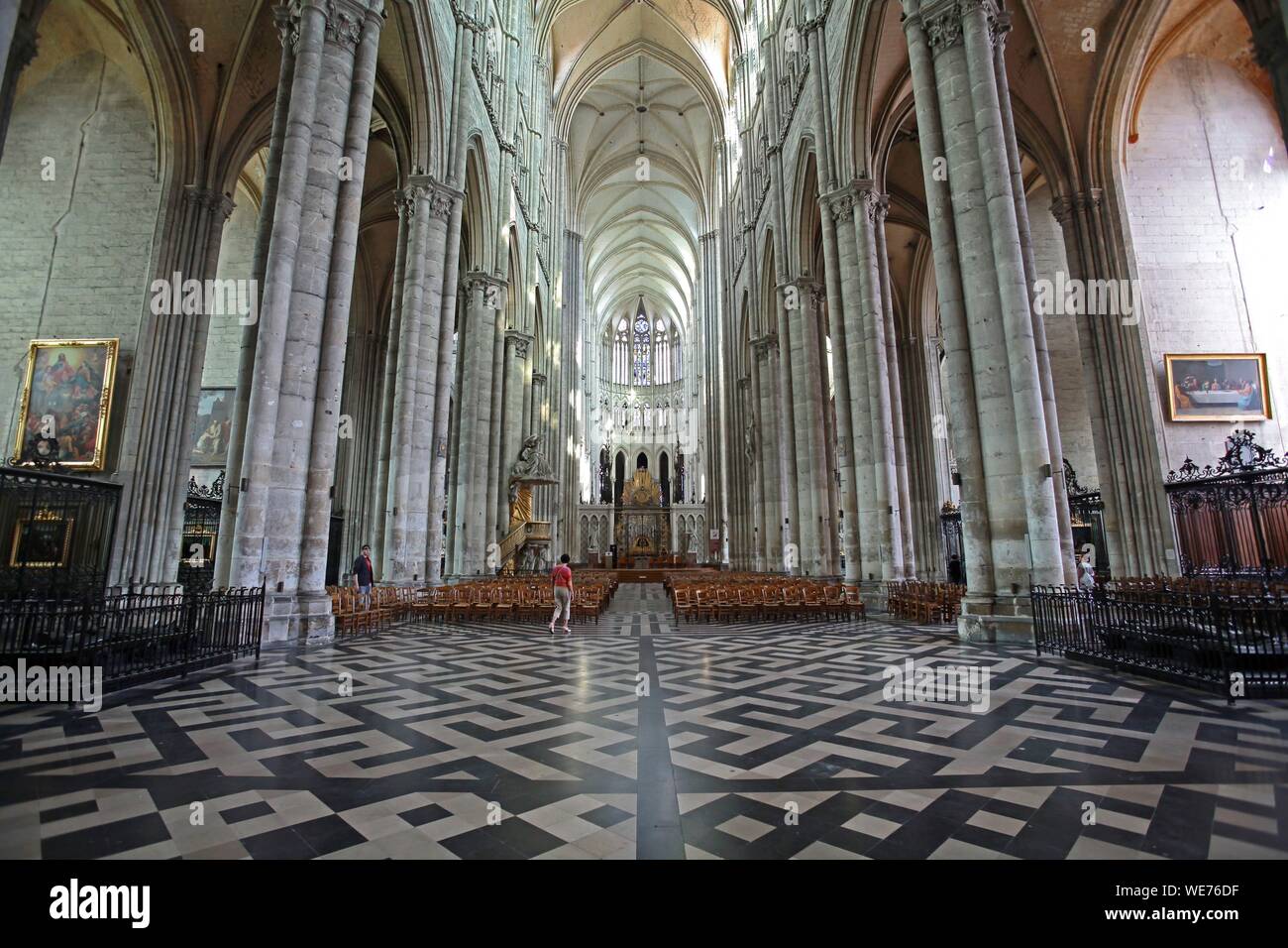 Francia, Somme, Amiens, Cattedrale di Notre Dame di Amiens elencati come patrimonio mondiale dall' UNESCO, gli interni della cattedrale di Amiens Foto Stock