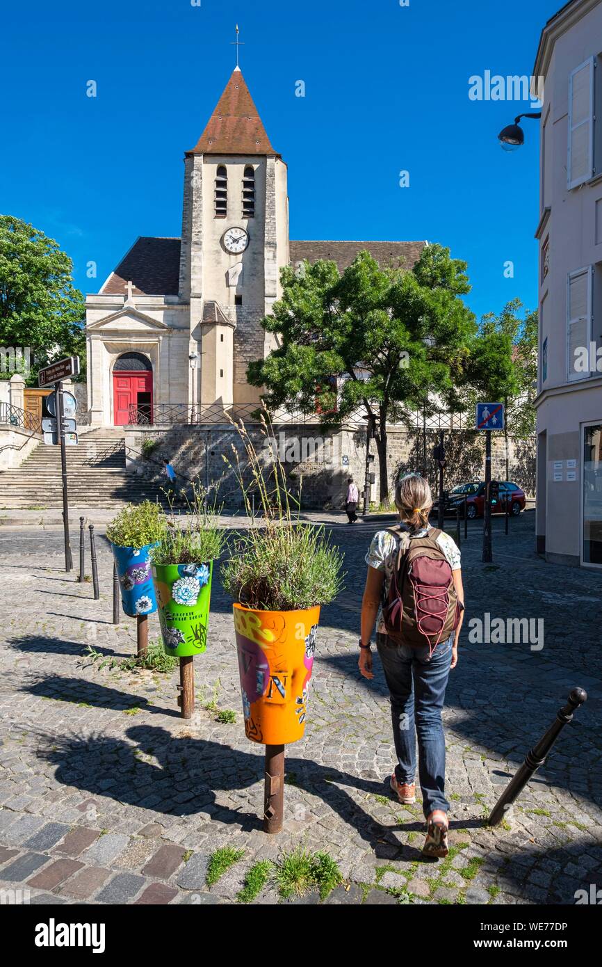 Francia, Parigi, lungo il GR® Parigi 2024, metropolita di lunga distanza sentiero escursionistico creato a sostegno di Parigi offerta per il 2024 Giochi Olimpici, quartiere Charonne, Saint Blaise street e Saint-Germain-de-Charonne chiesa Foto Stock