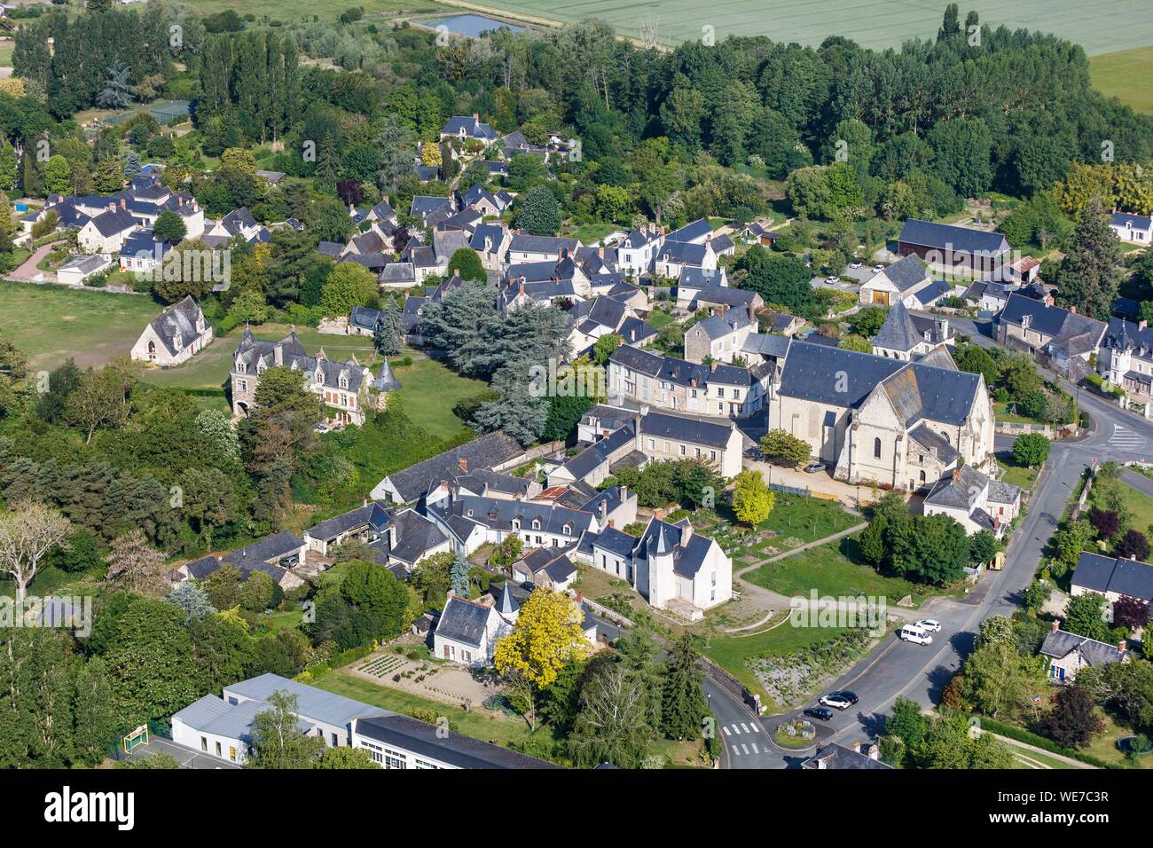 Francia, Maine et Loire, Blaison Saint Sulpice, Blaison, il villaggio (vista aerea) Foto Stock