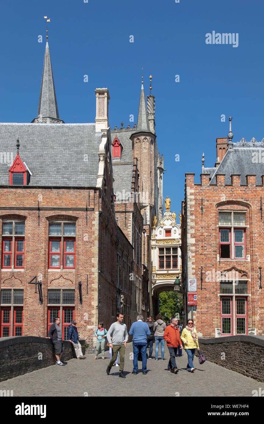 Belgio Fiandre Occidentali, Bruges, centro storico sono classificati come patrimonio mondiale dall'UNESCO, la parete posteriore del Brugse Vrije o il Franco de Bruges Palace Foto Stock