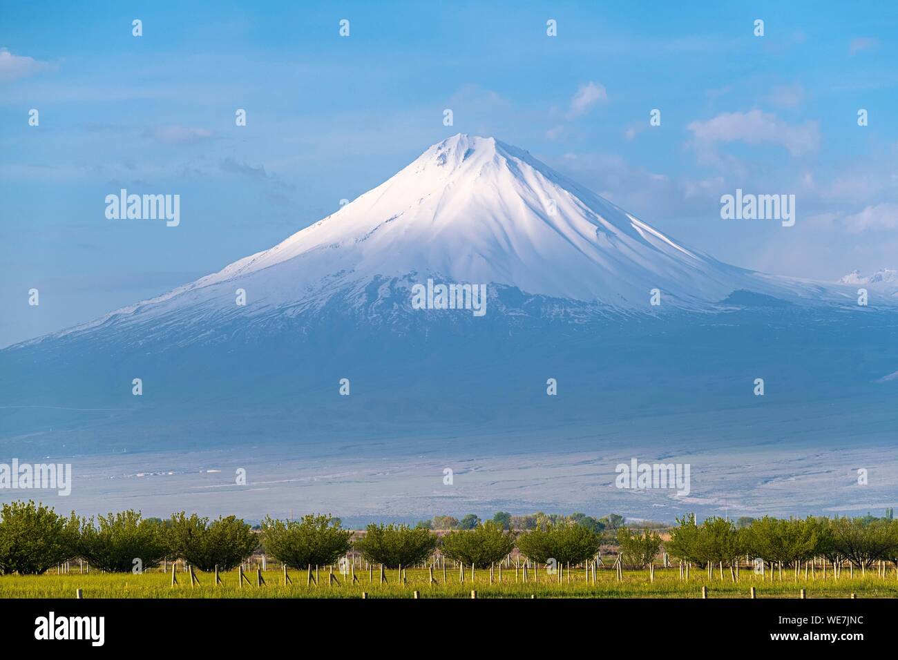 Armenia, Ararat regione, il monte Ararat nell estremo oriente della Turchia Foto Stock