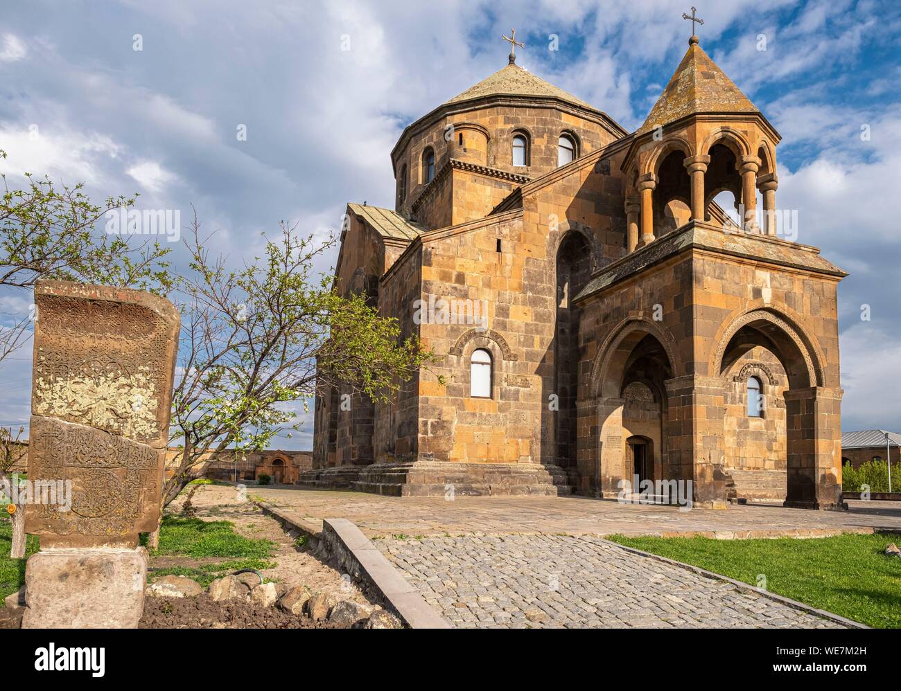 Armenia, Armavir regione, Etchmiadzin, religioso complesso di Etchmiadzin elencati come patrimonio mondiale dall UNESCO, il settimo secolo San Hripsime chiesa Foto Stock