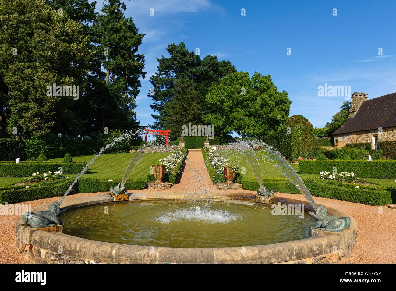 Francia, Dordogne, Salignac Eyvigues, castello e giardini di Eyrignac Foto Stock