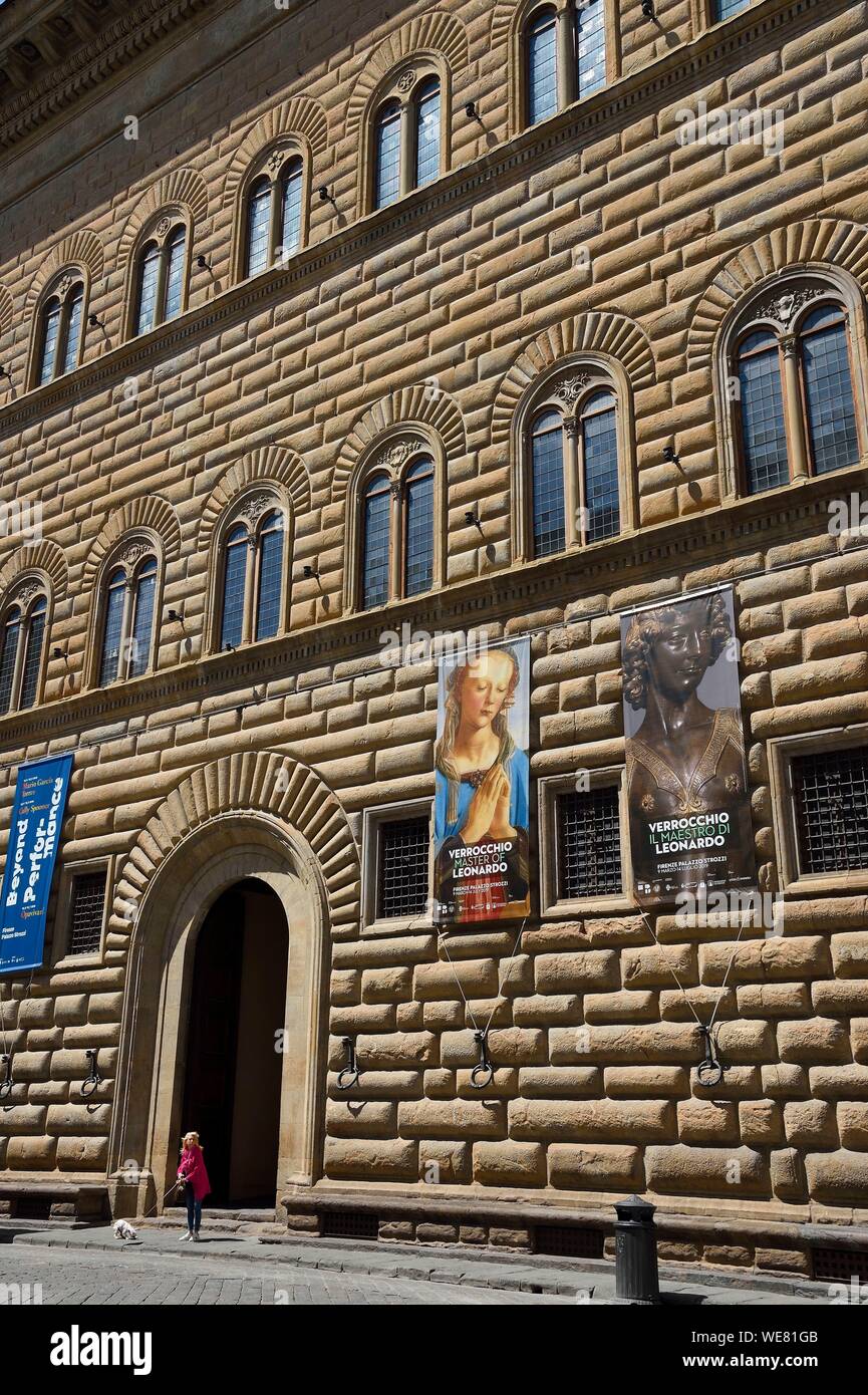 L'Italia, Toscana, Firenze, elencato come patrimonio mondiale dall'UNESCO, il palazzo rinascimentale Palazzo Strozzi Foto Stock