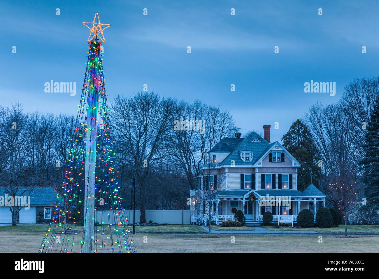 Stati Uniti, New England, Massachusetts, Rowley, villaggio decorazioni natalizie Foto Stock