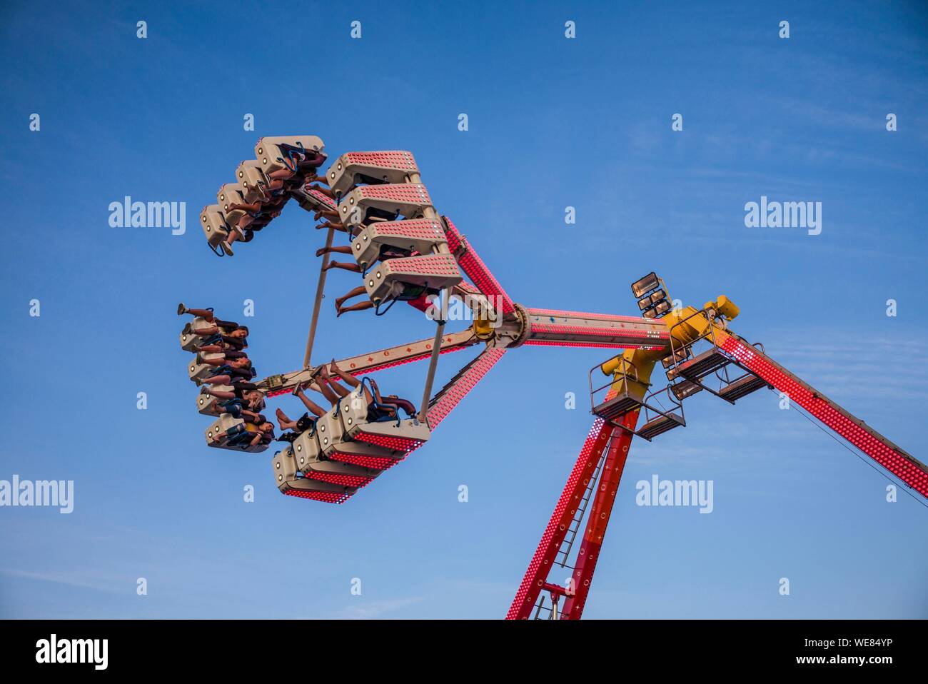 Stati Uniti, New England, Massachusetts, Cape Ann, Gloucester, Saint Peters Fiesta, Freak Out carnival ride Foto Stock