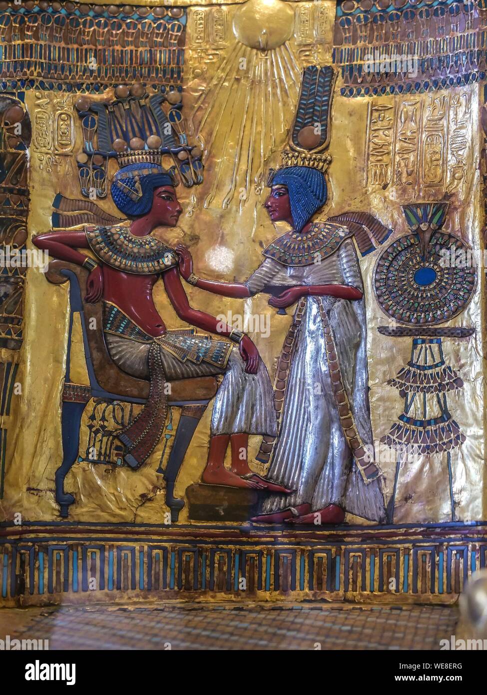 L'Egitto, al Cairo, Museo Egizio del Cairo, dettaglio della poltrona di Tutankhamun trovati nella tomba di Tutankhamon da Howard Carter nel 1922 Foto Stock