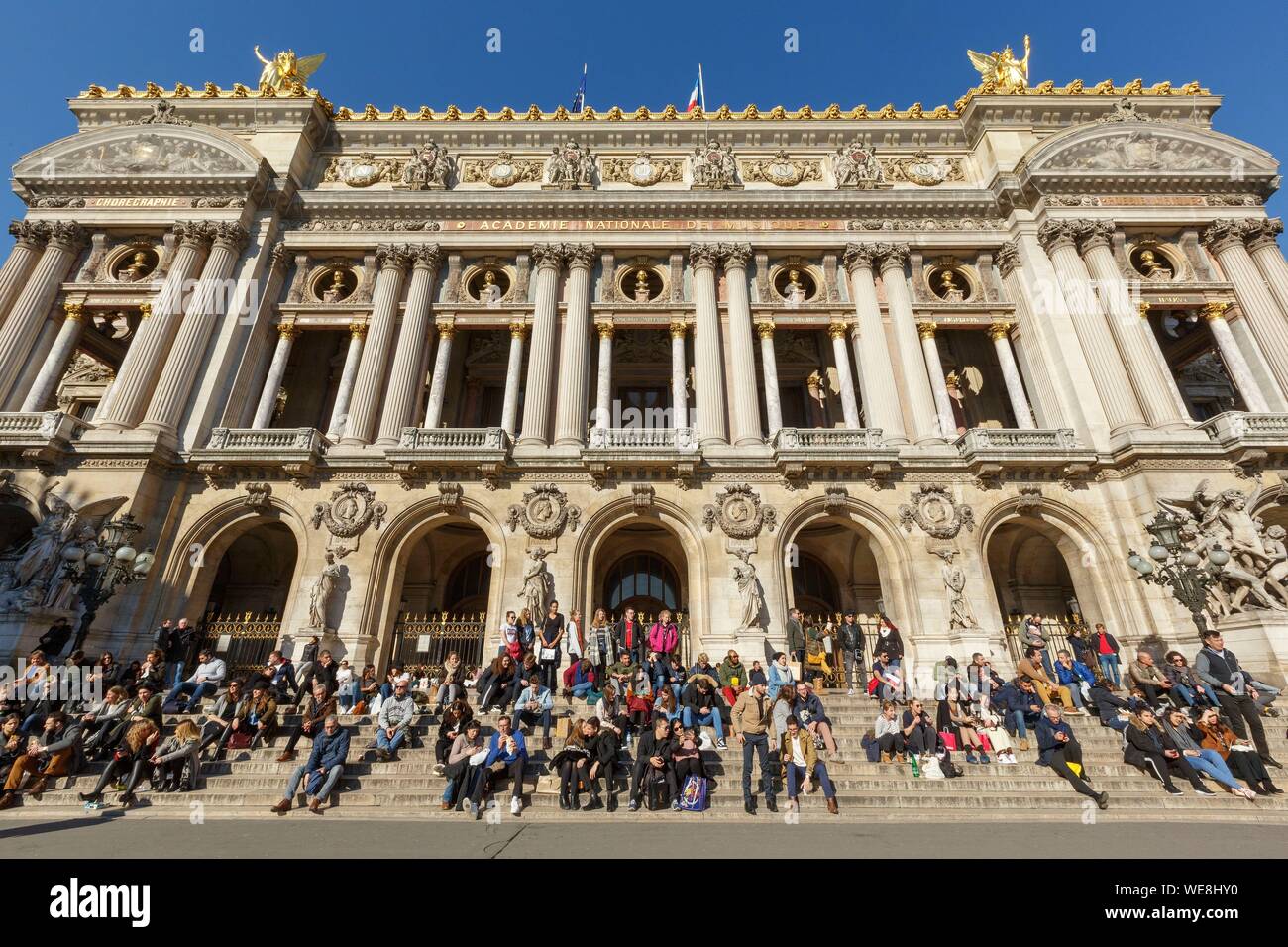 Francia, Parigi (75), l'Opéra Garnier (1878) conçu par l'architecte Charles Garnier dans un éclectique stile :: Francia, Parigi, Opera Garnier (1878) sotto l'architetto Charles Garnier in uno stile eclettico Foto Stock
