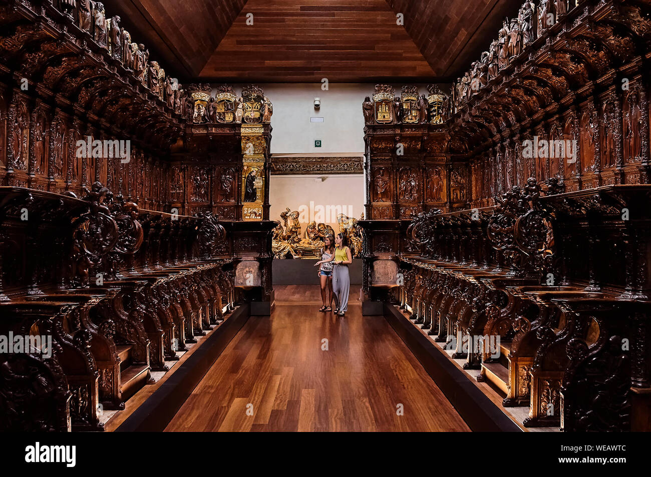 Coro di San Benito el Chiesa reale, naturali e legno policromo nel Museo Nazionale di San Gregorio College nella città di Valladolid, Spagna Foto Stock