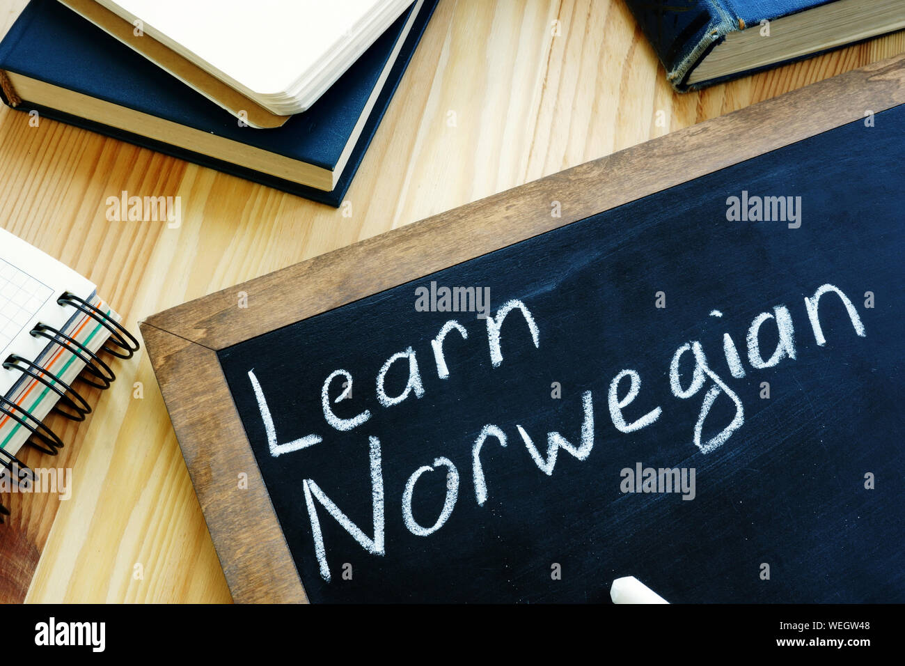 Imparare il norvegese scritti sulla lavagna. Foto Stock