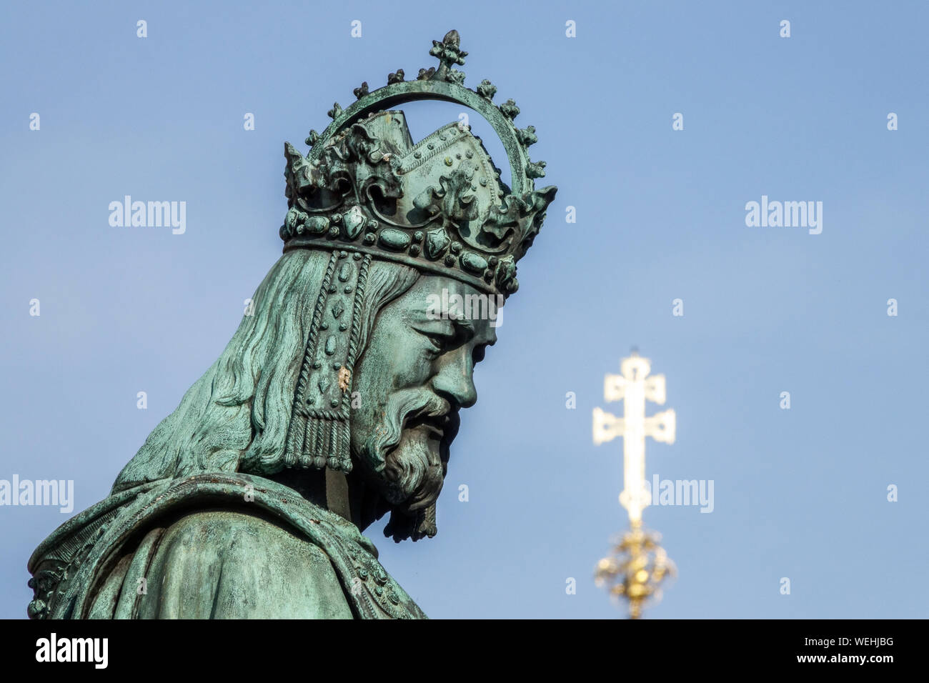 Statua di Carlo IV Ritratto Vista laterale di Praga Foto Stock