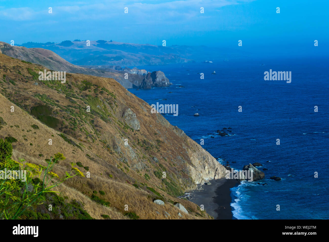 Scogliere lungo la California della costa del Pacifico Foto Stock