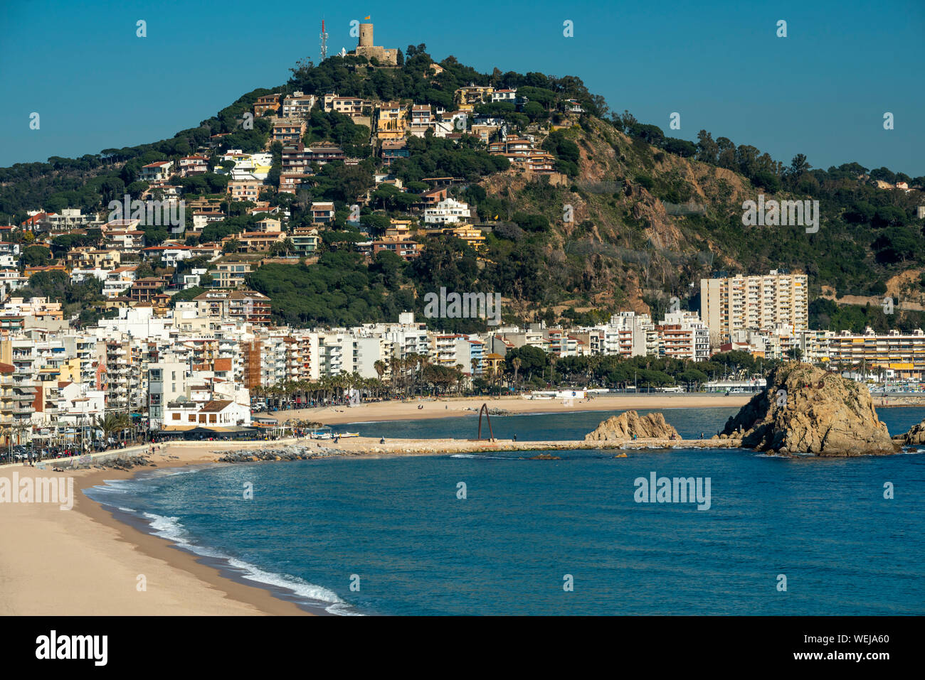 SA PALOMERA SABANELL ROCK BEACH CITTÀ VECCHIA Blanes Costa Brava Girona Catalogna SPAGNA Foto Stock