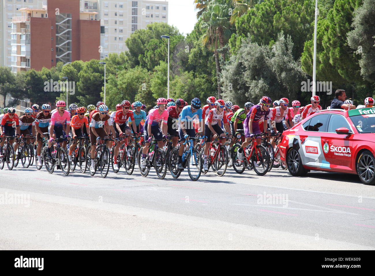 Avenida Murtal, Benidorm, Spagna, Sun 25 Agosto 2019 - Il ciclismo su strada la Vuelta a España, stadio 2 Benidorm a Calpe Foto Stock