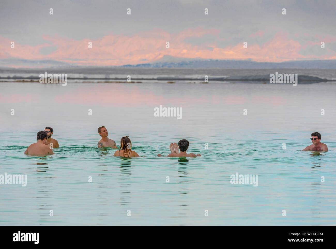 I vacanzieri presso il Mar Morto, Israele Foto Stock