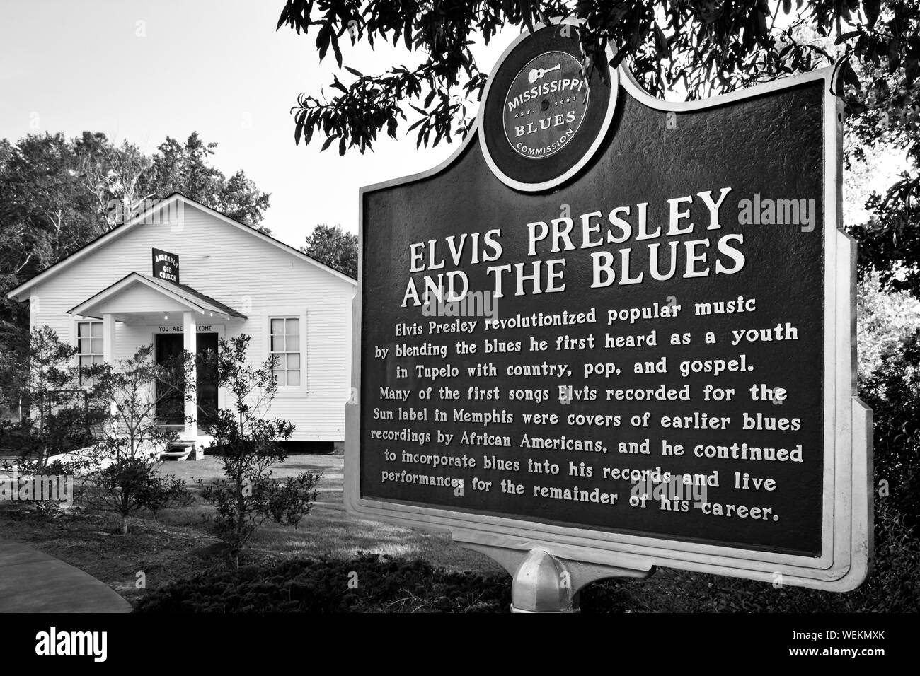 La Mississippi Blues commissione storica per il marcatore di Elvis Presley e il Blues, vicino a Elvis infanzia chiesa, sui motivi di Elvis Presley Foto Stock