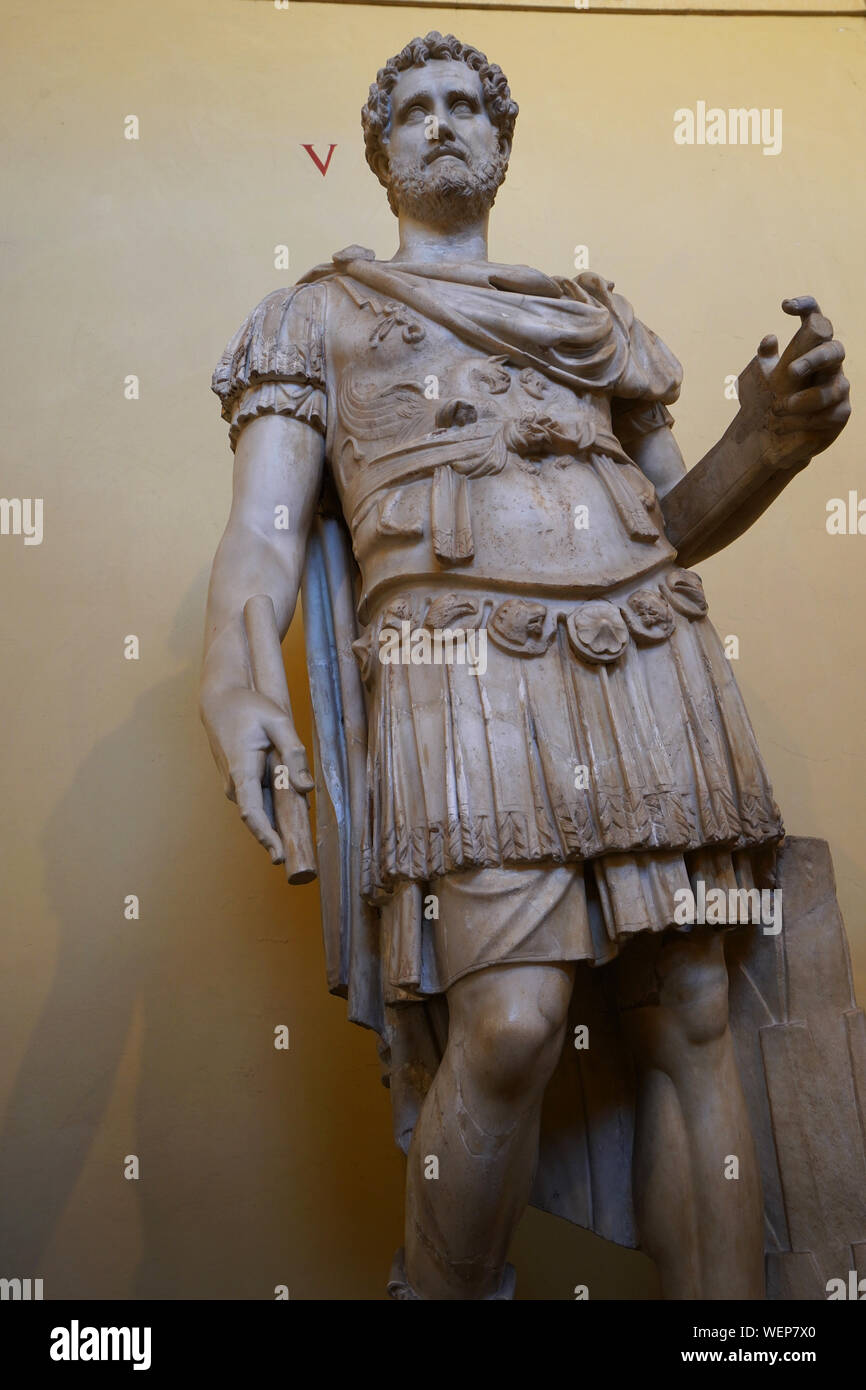 La statua dell'imperatore Antonino Pio nei Musei Vaticani, Città del Vaticano, Roma, Italia Foto Stock