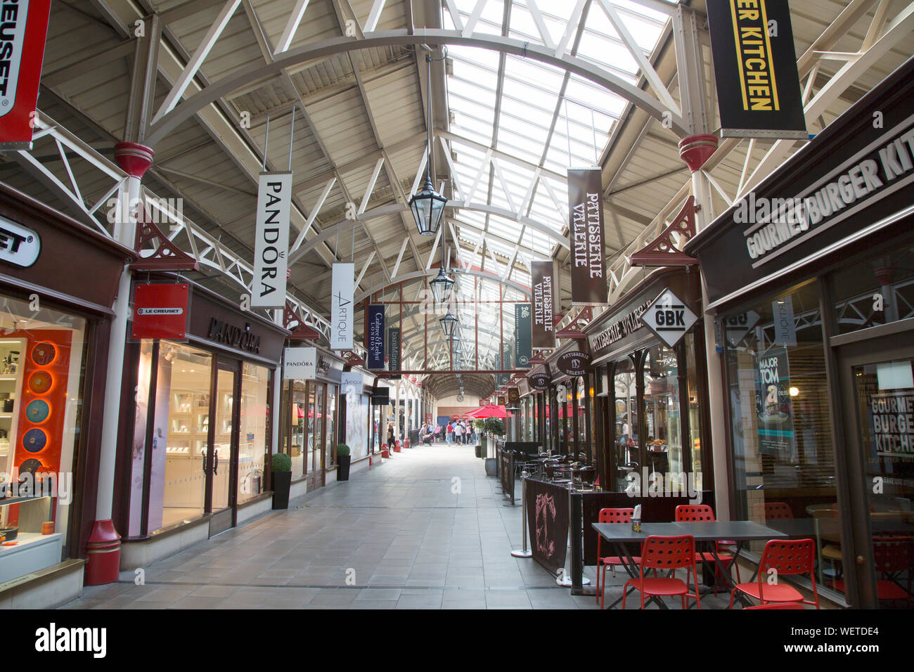 Windsor Royal Shopping; Londra, England, Regno Unito Foto Stock