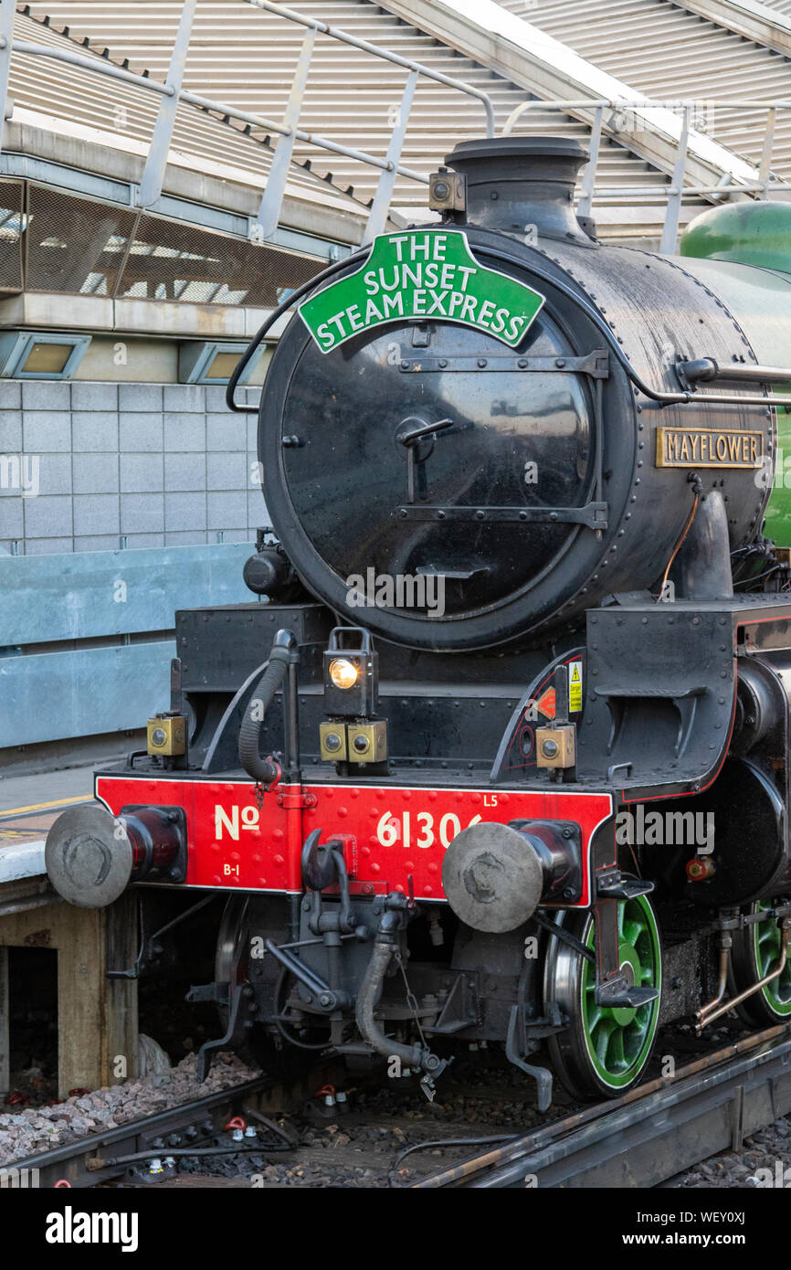 LNER Classe B1, 61306 Mayflower, presso la stazione di Waterloo Foto Stock