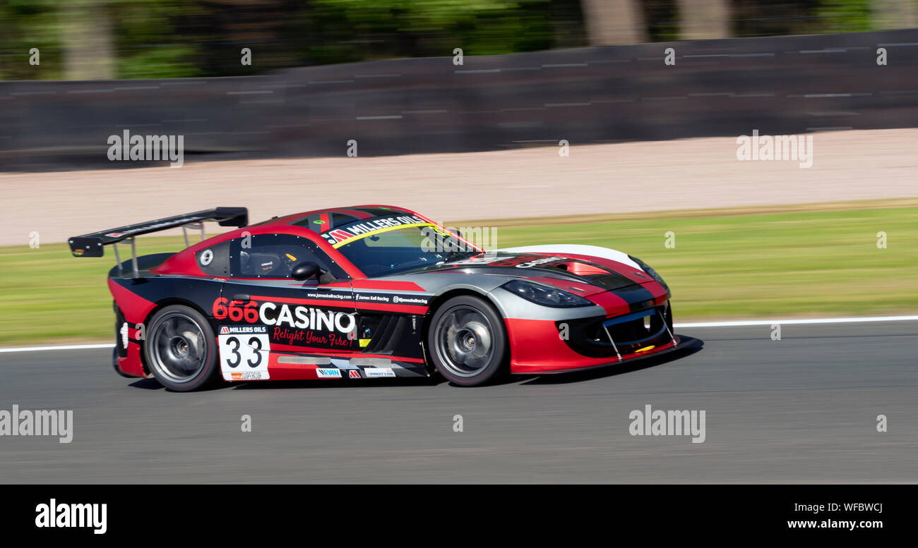 Auto 33, James Kell, Rob Boston, Racing, Ginetta GT4 Supercup, Oulton Park prove libere di venerdì Foto Stock