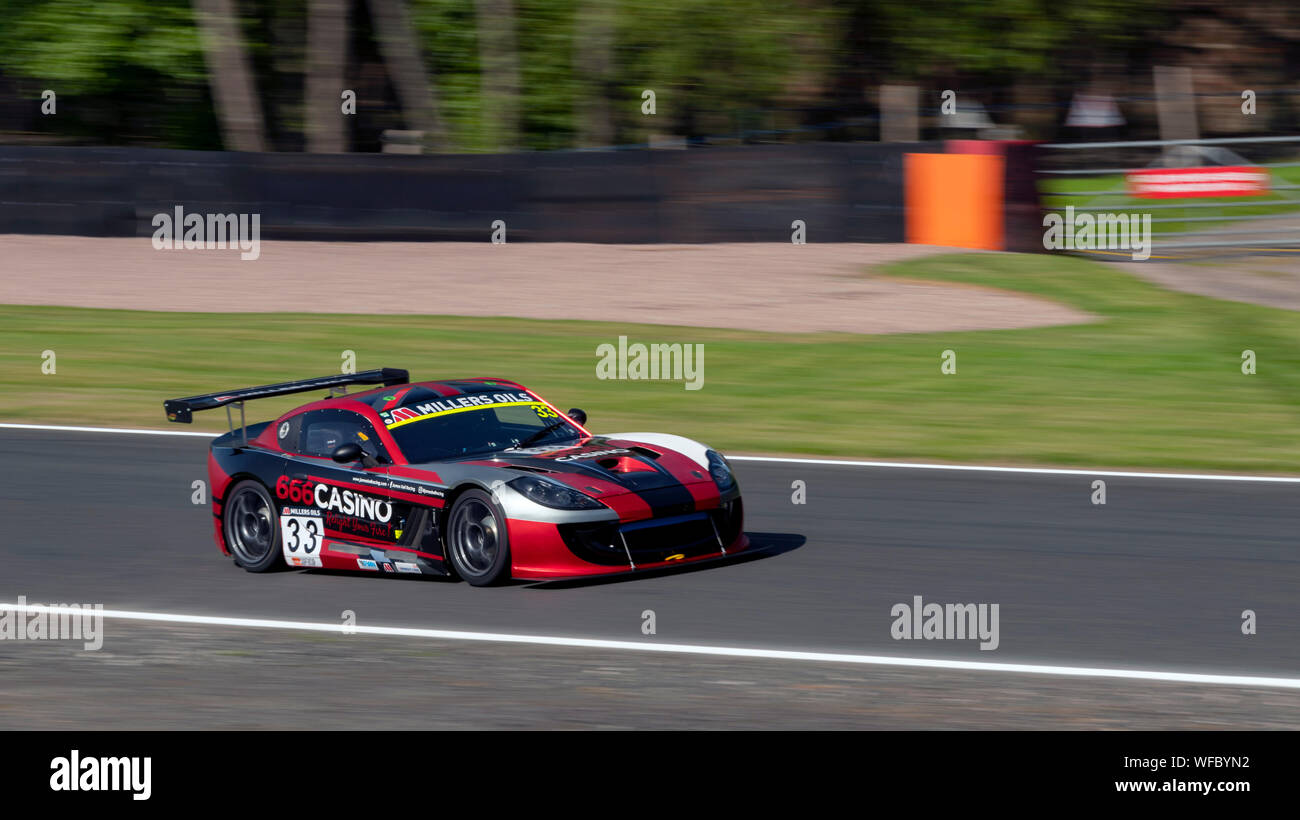 Auto 33, James Kell, Rob Boston, Racing, Ginetta GT4 Supercup, Oulton Park prove libere di venerdì Foto Stock