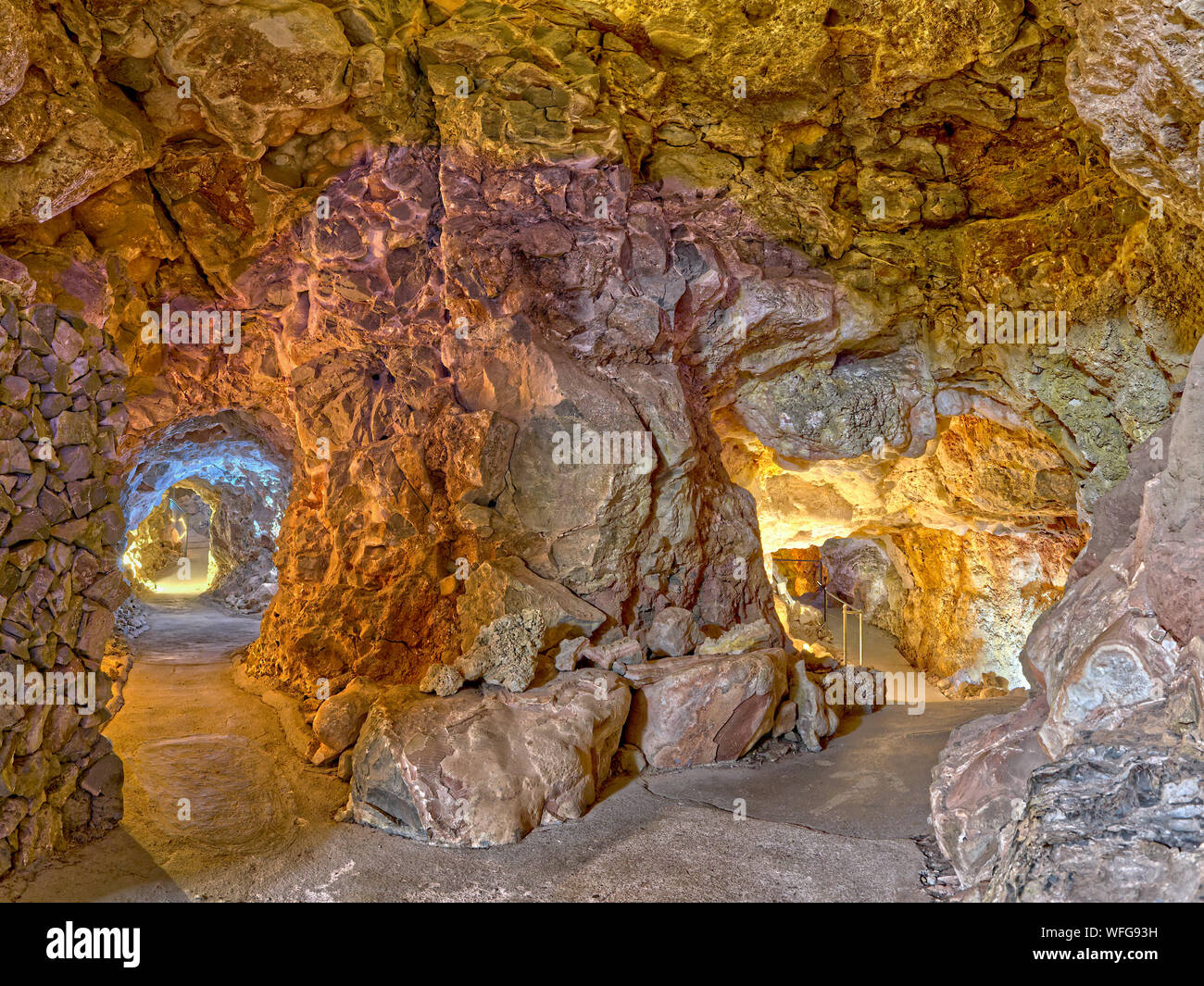 Ingresso principale nel Grand Canyon Caverns, Peach Springs, Mile Marker 115, Arizona, Stati Uniti Foto Stock