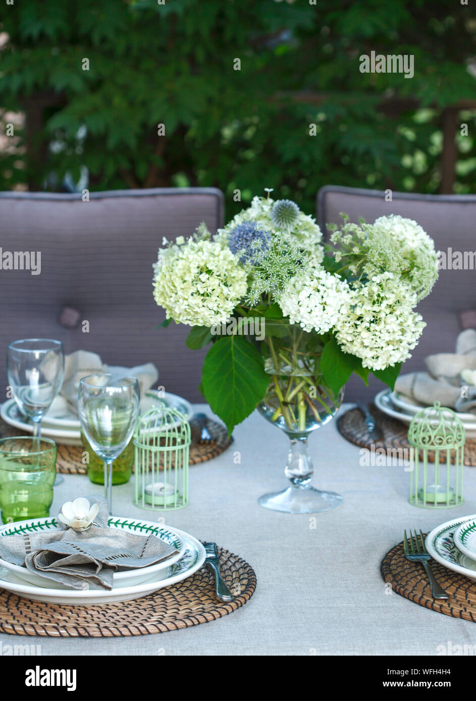 Tabella formale impostazione all'aperto Foto Stock