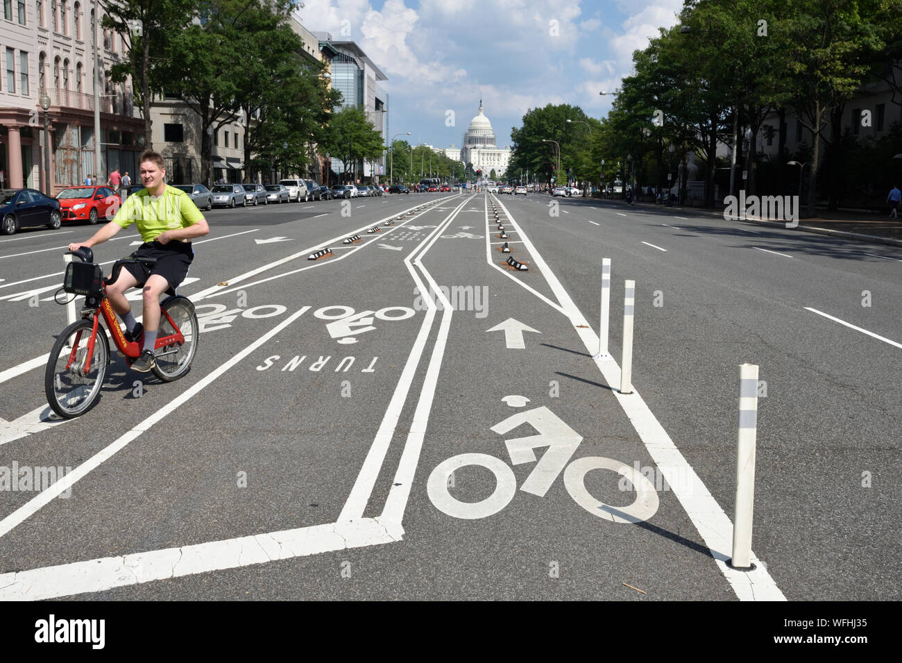 Piste ciclabili in Pennsylvania Avenue, Washington, DC, Stati Uniti d'America Foto Stock