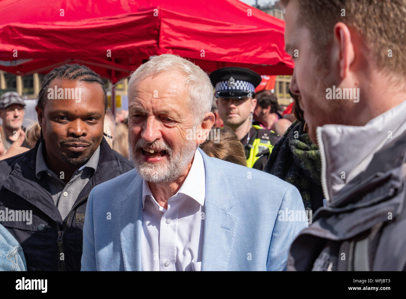 Glasgow, Scotland, Regno Unito. Il 31 agosto, 2019. Leader del Partito laburista Jeremy Corbyn MP assiste il rally svoltasi a George Square contro Boris Johnson proroga del Parlamento. Credito: Berretto Alamy/Live News Foto Stock
