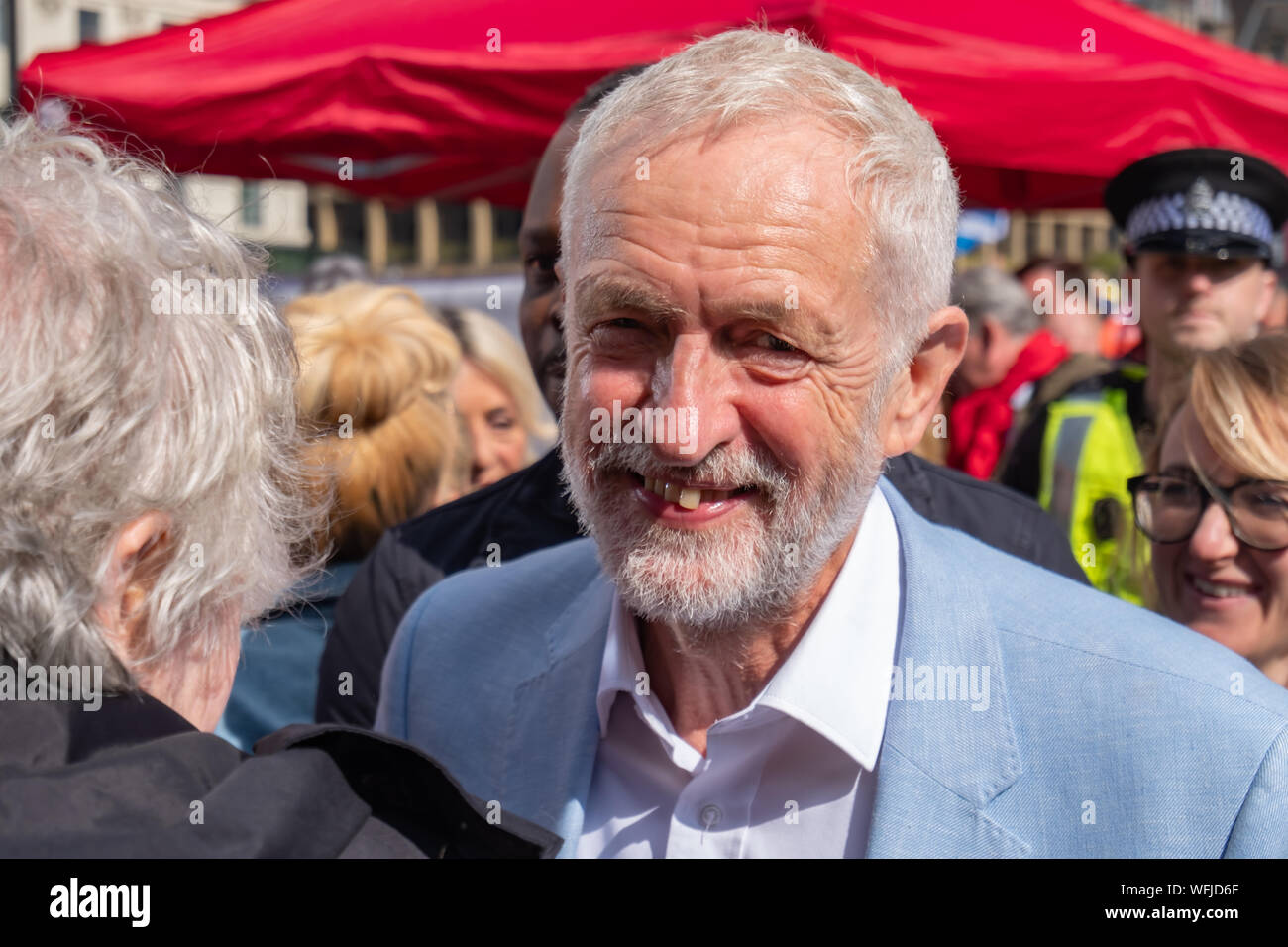 Glasgow, Scotland, Regno Unito. Il 31 agosto, 2019. Leader del Partito laburista Jeremy Corbyn MP assiste il rally svoltasi a George Square contro Boris Johnson proroga del Parlamento. Credito: Berretto Alamy/Live News Foto Stock