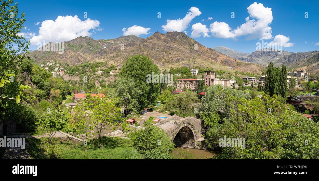 Armenia, regione di Lorri, Debed valley, Alaverdi, Sanahin bridge, xii secolo ponte medievale sul fiume Debed Foto Stock