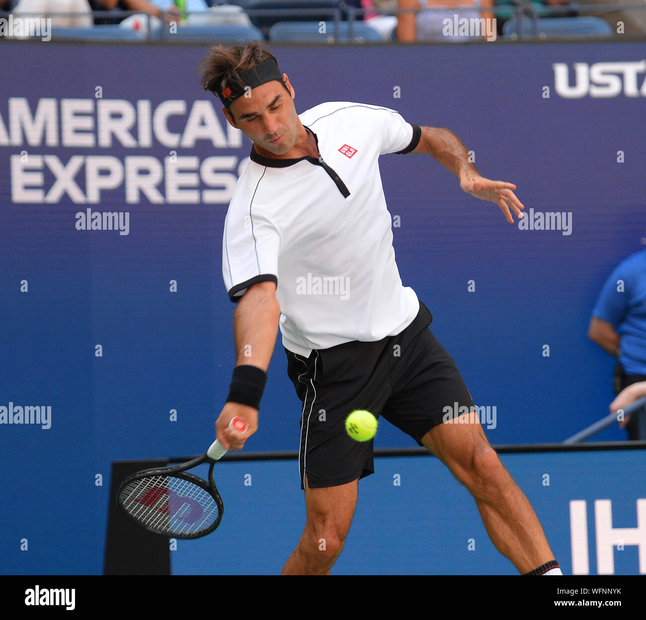 New York Flushing Meadows US Open 2019 Roger Federer nel terzo round match fotografico Anne Parker International Sports Fotos Ltd/Alamy Live News Foto Stock