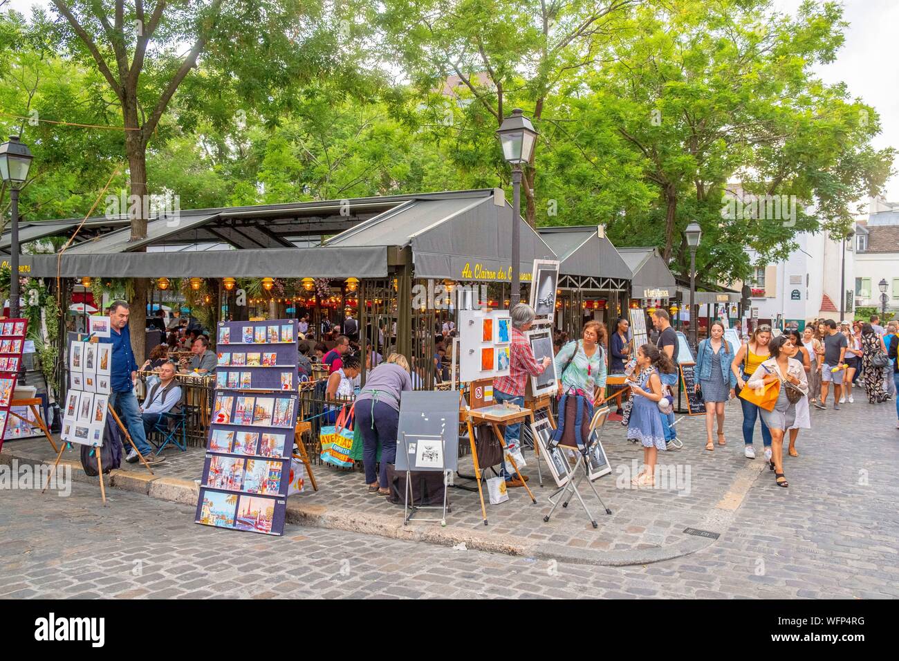 Francia, Parigi, Butte Montmartre, Place du Tertre Foto Stock