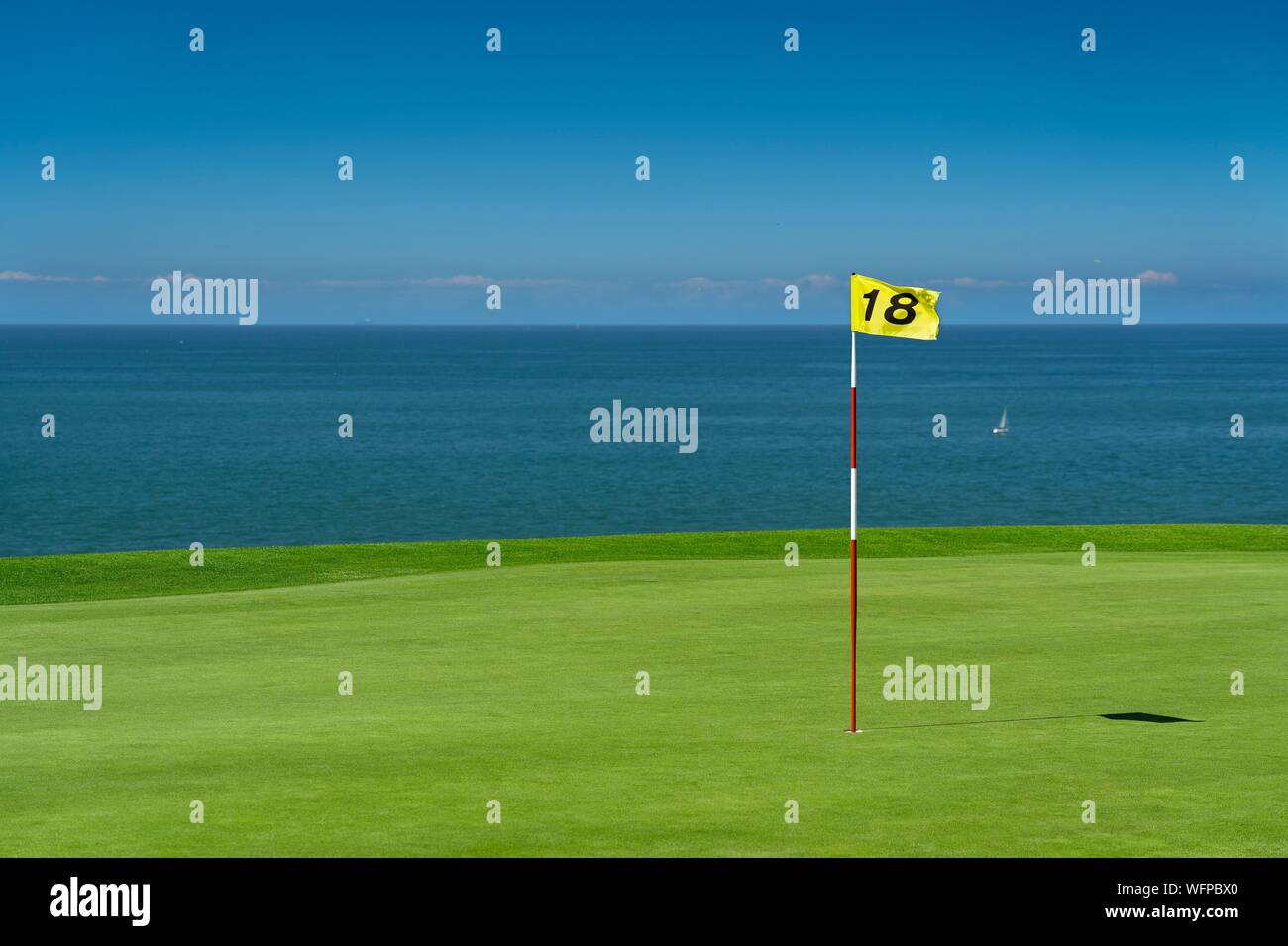 Francia, Seine Maritime, Etretat, Cote d'Abatre, il golf Foto Stock