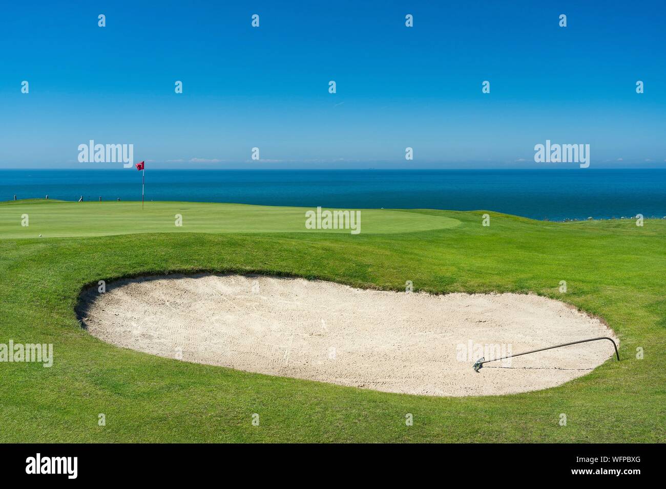 Francia, Seine Maritime, Etretat, Cote d'Abatre, il golf Foto Stock