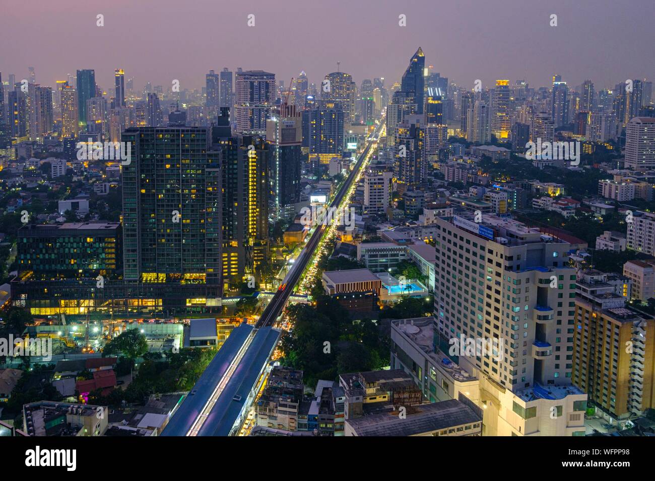 Thailandia, Bangkok, roof top bar di ottava e cityview Foto Stock