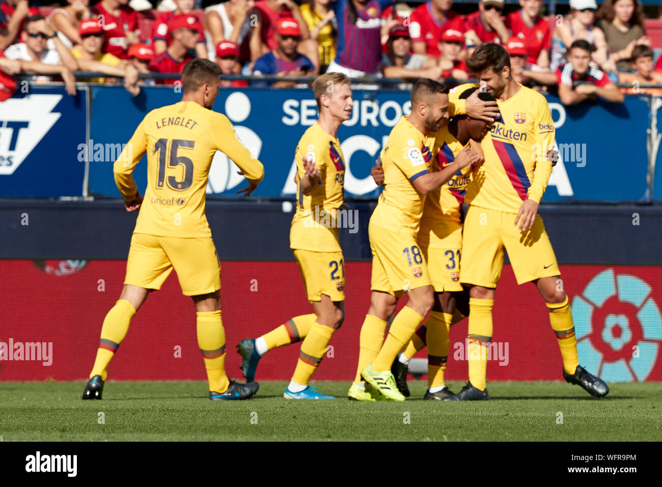 FC Barcelona celebra un obiettivo durante lo spagnolo La Liga Santander, match tra CA Osasuna e FC Barcellona alla Sadar stadium.(punteggio finale: CA Osasuna 2 - 2 FC Barcelona) Foto Stock
