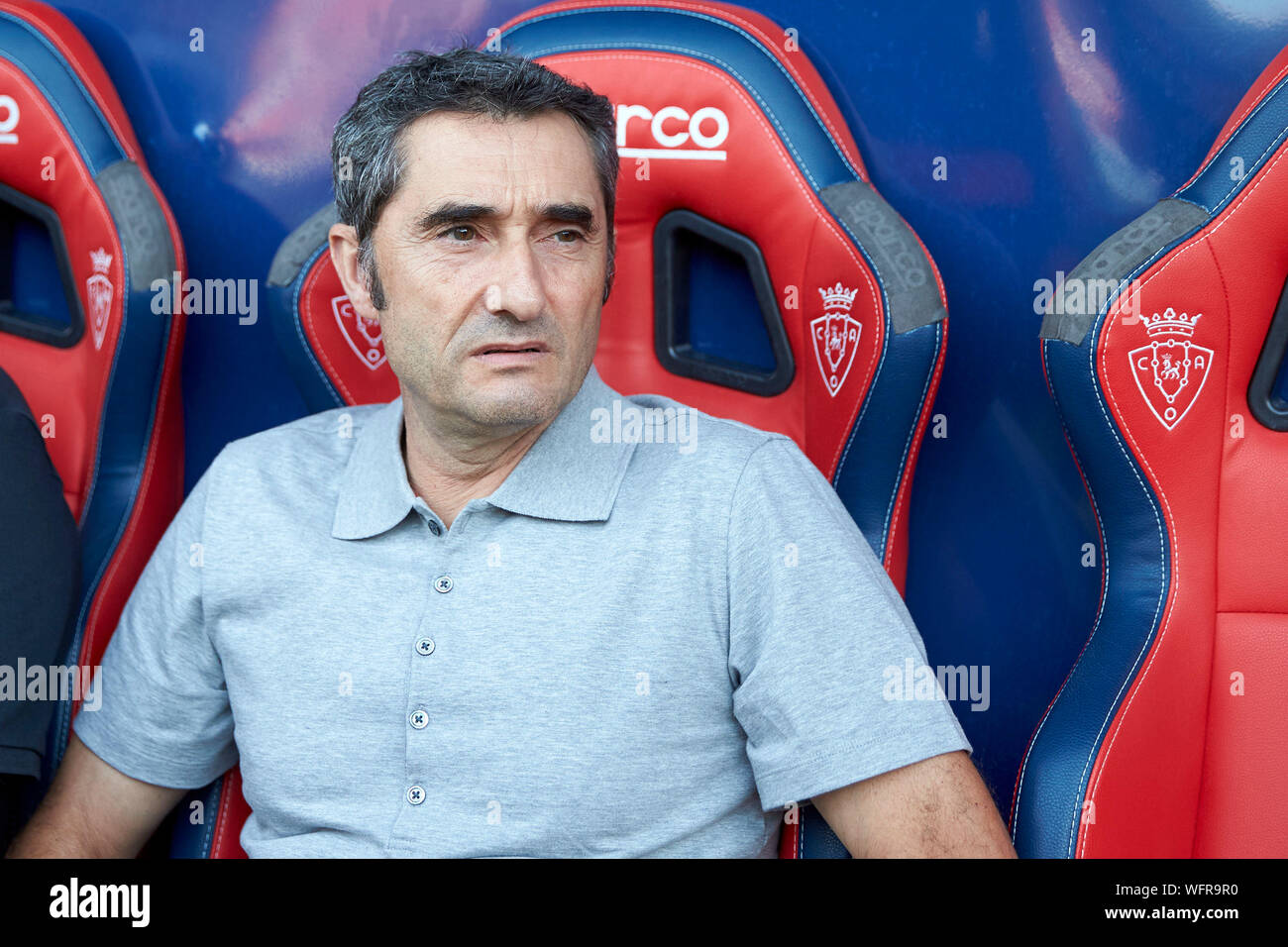 Ernesto Valverde (pullman; FC Barcelona) dopo gli spagnoli La Liga Santander, match tra CA Osasuna e FC Barcellona alla Sadar stadium.(punteggio finale: CA Osasuna 2 - 2 FC Barcelona) Foto Stock