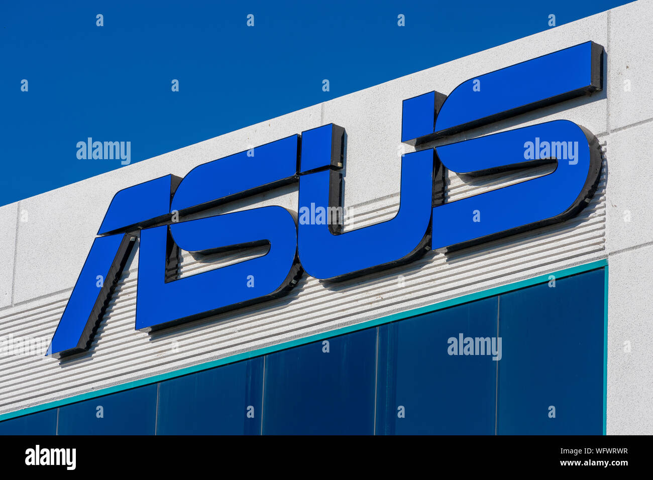 Asus firmare presso l ufficio della società nella Silicon Valley. Taiwan-multinazionale basato su computer e hardware telefonico e electronics company Foto Stock