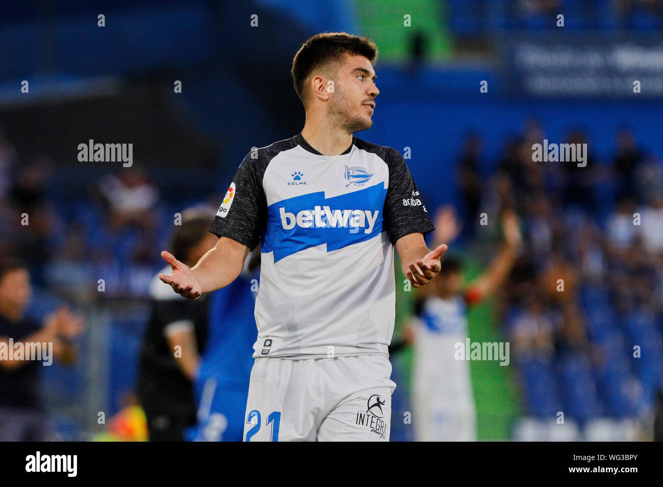 Getafe, Spagna. 31 Agosto, 2019. Martin Aguirregabiria del Deportivo Alaves in azione durante la Liga match tra Getafe CF e Deportivo Alaves al Colosseo Alfonso Perez.(punteggio finale: Getafe CF 1-1 Deportivo Alaves) Credito: SOPA Immagini limitata/Alamy Live News Foto Stock