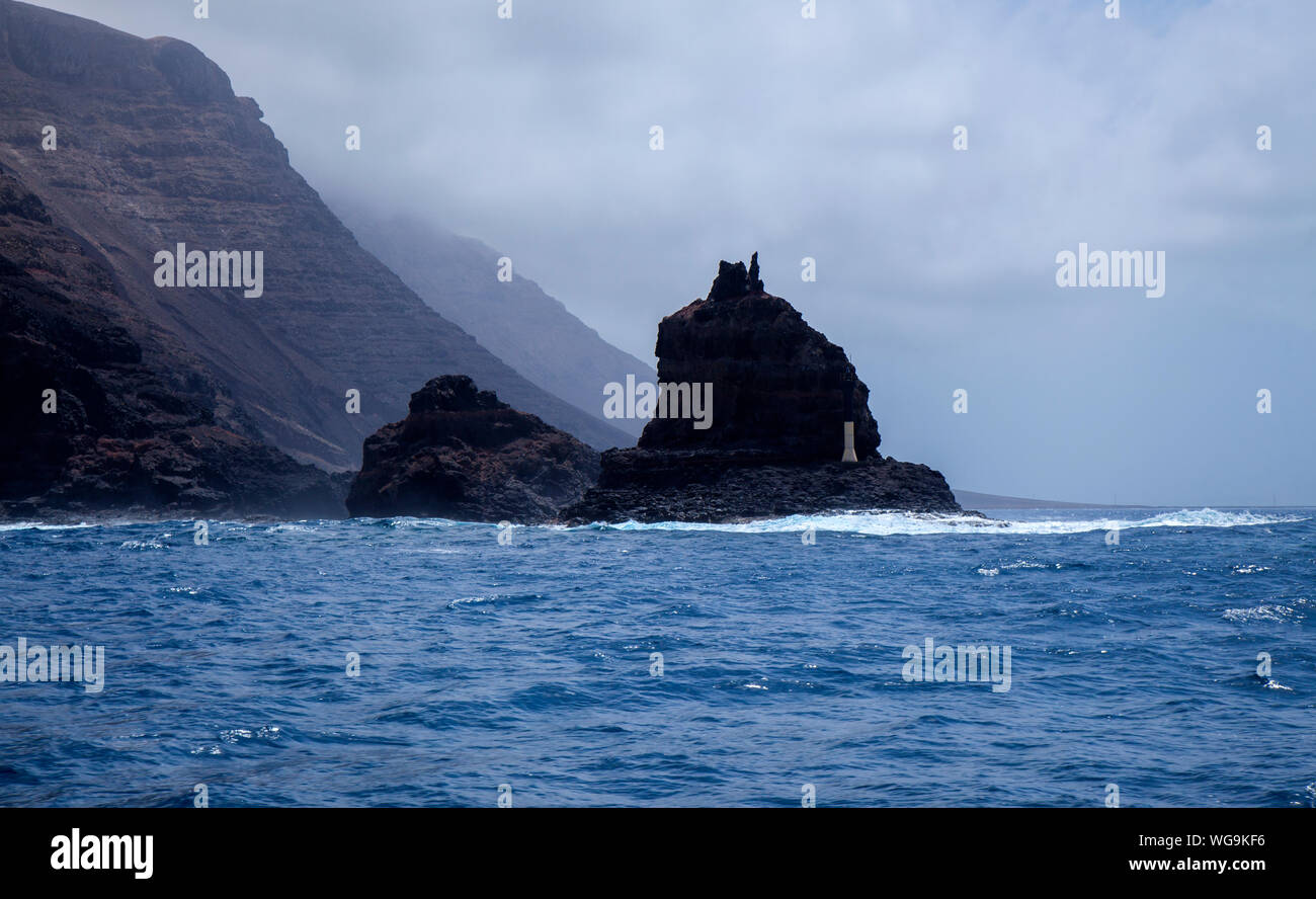 Viaggi per mare sullo sfondo - viaggia su seaferry da Graciosa, piccolo isolotto Farion de Afuera Foto Stock
