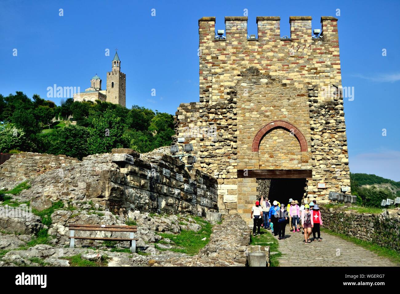 Torre di vigilanza - Tsarevets Fotress a Veliko Tarnovo - Balkan mountais - Bulgaria Foto Stock