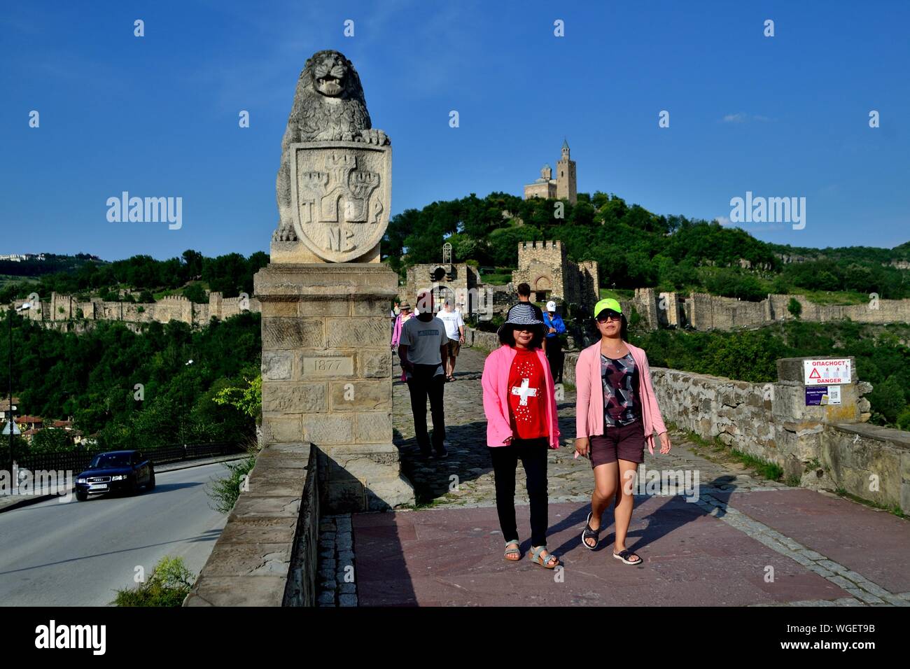 Torre di vigilanza - Tsarevets Fotress a Veliko Tarnovo - Balkan mountais - Bulgaria Foto Stock