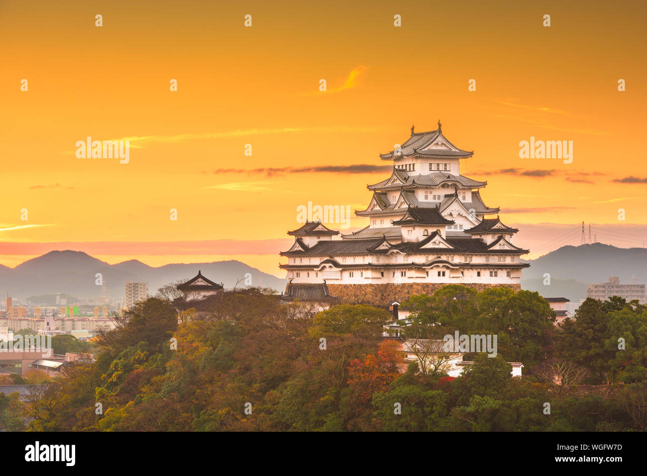 Himeji, Giappone presso il castello di Himeji nella stagione autunnale. Foto Stock