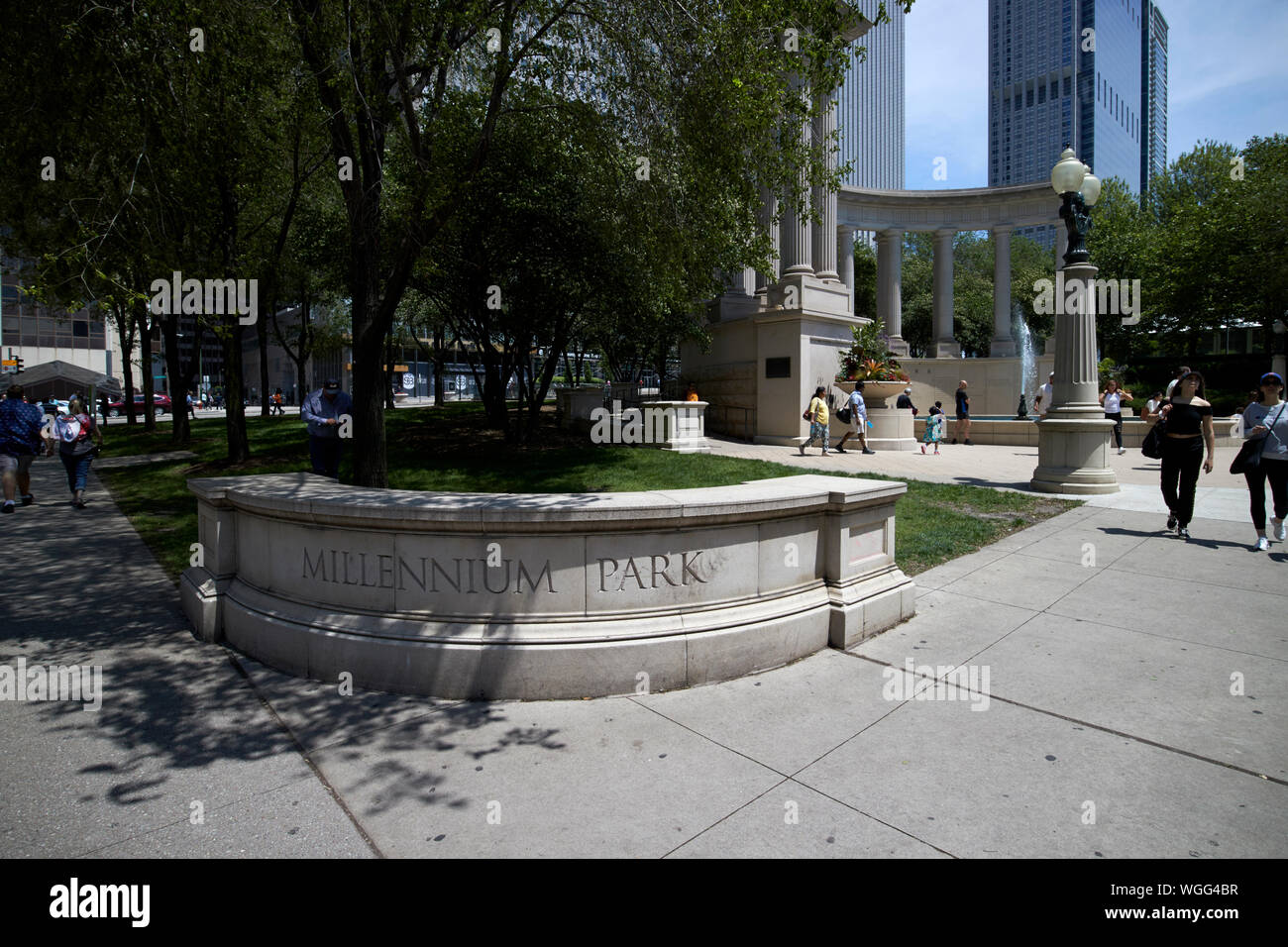 Wrigley piazza nel Millennium Park di Chicago, Illinois, Stati Uniti d'America Foto Stock